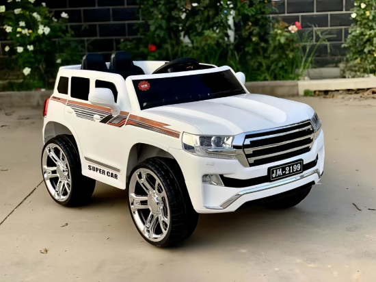 صورة جيب تايوتا رصاصي 4 مواطير